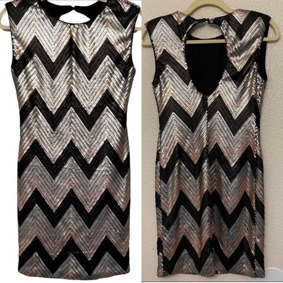 As U Wish Gold Black Chevron Sequin mini Dress sleeveless juniors glam NYE M - Picture 1 of 11